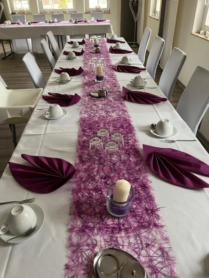 Hotel Und Restaurant Kranichsberg Woltersdorf  エクステリア 写真