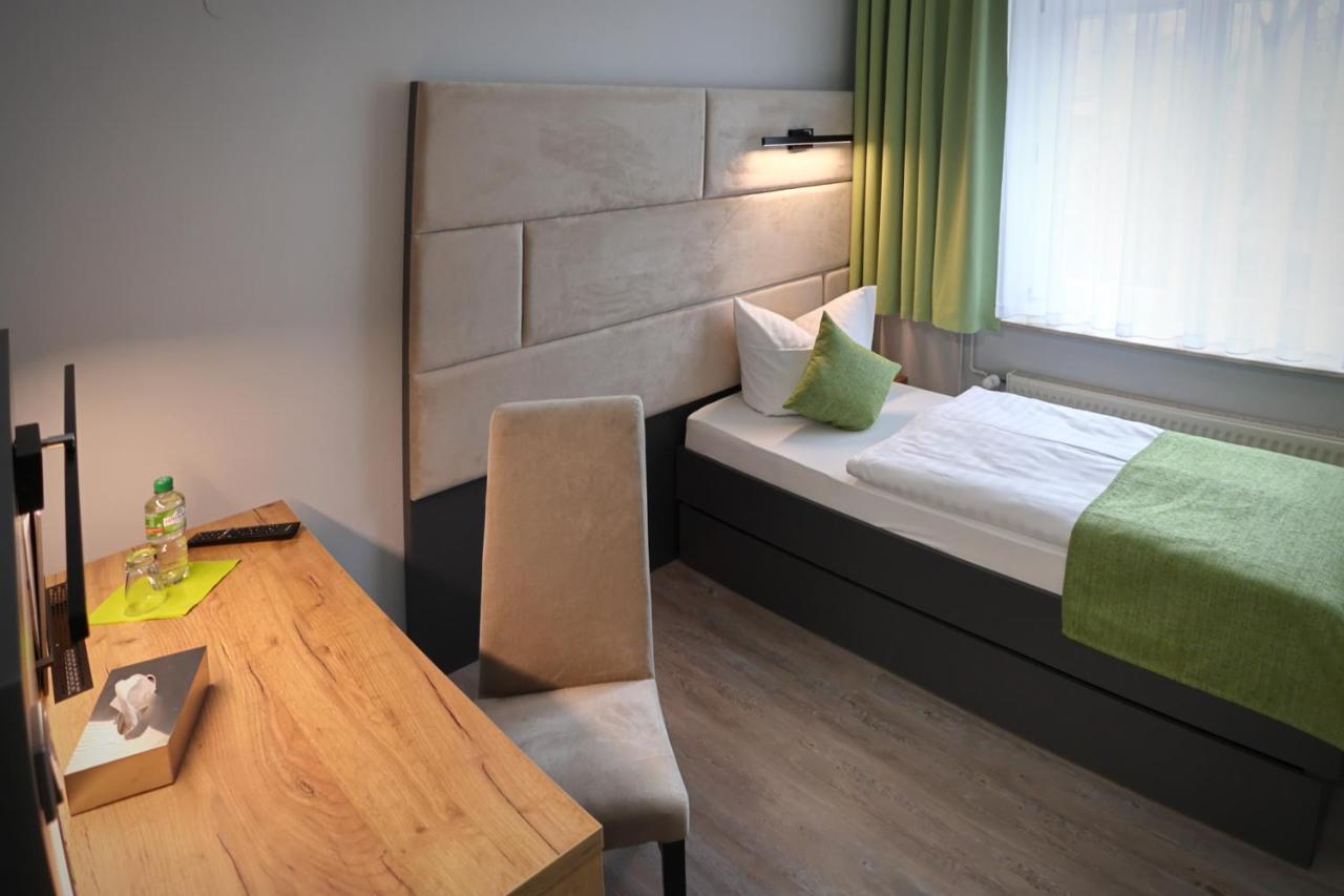 Hotel Und Restaurant Kranichsberg Woltersdorf  エクステリア 写真