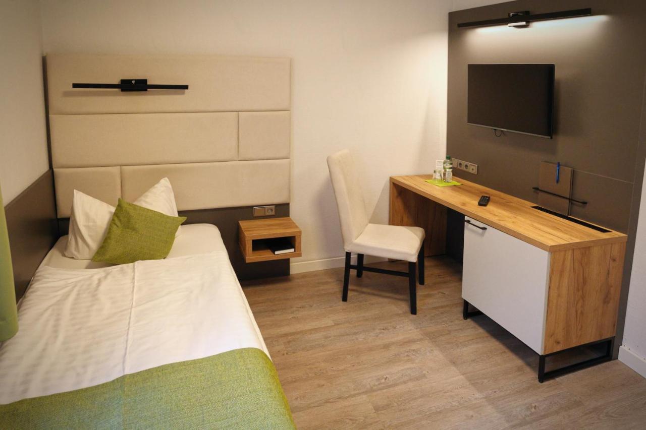 Hotel Und Restaurant Kranichsberg Woltersdorf  エクステリア 写真