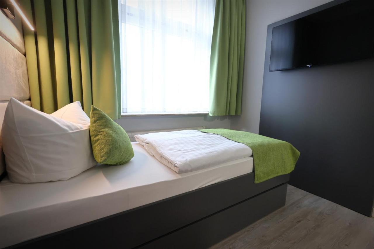 Hotel Und Restaurant Kranichsberg Woltersdorf  エクステリア 写真