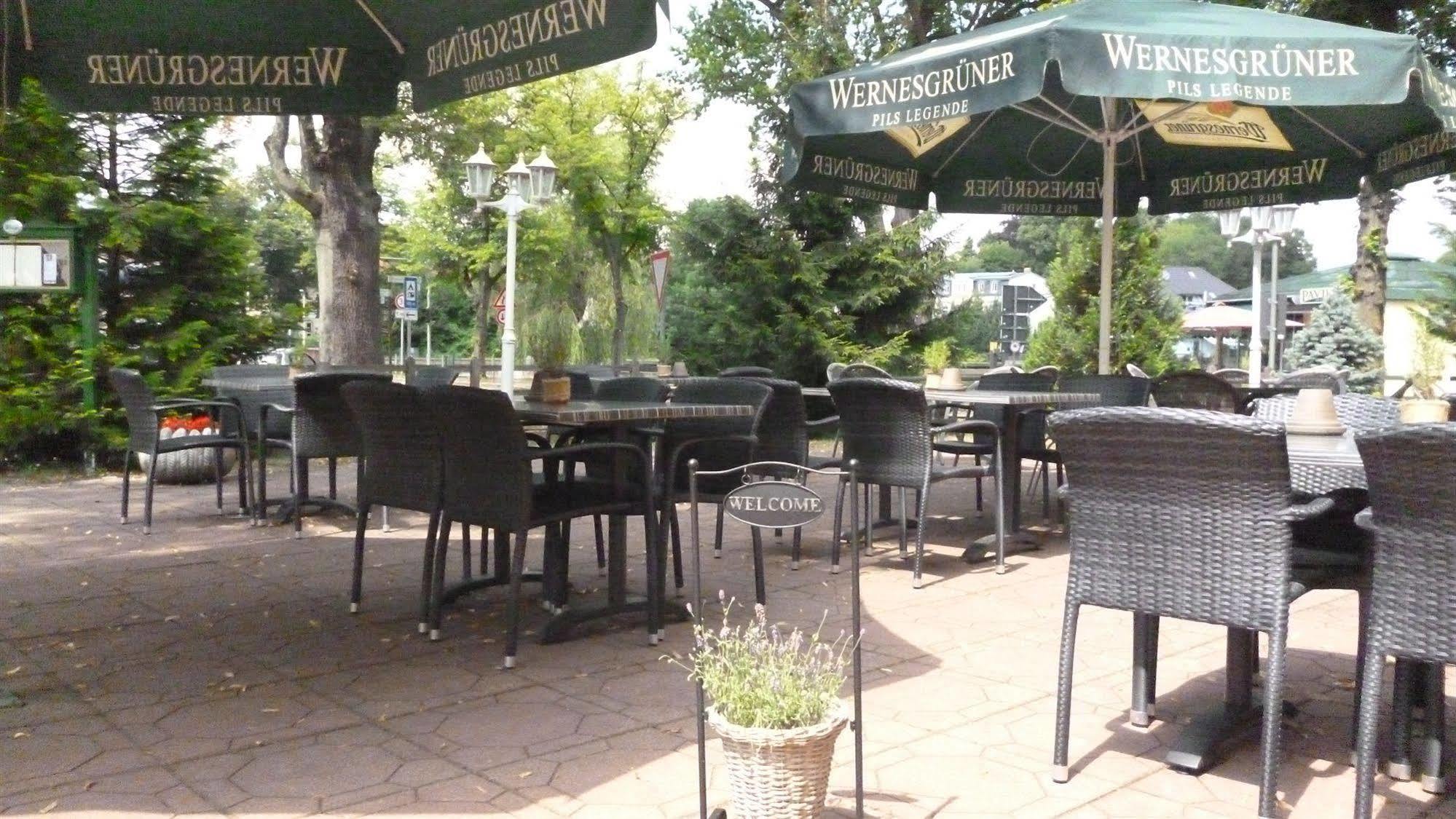 Hotel Und Restaurant Kranichsberg Woltersdorf  エクステリア 写真